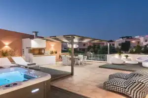 Afroditi Suite Apartments, Sfakaki