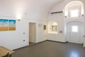 Kafenes Home Guest house, Messaria