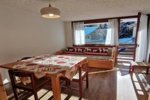 Trilocale nuovo in montagna, passeggiate e relax! Apartments, Folgarida