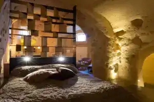 Grotta Barisano Apartments, Matera