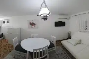 Apartman Šparović u blizini Porto Novog, Kumbor