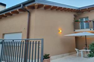 Villino Maria Pia, appartamento in villino in centro storico Guest house, L'Aquila