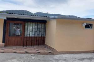 Davids entire place Apartments, Borjomi