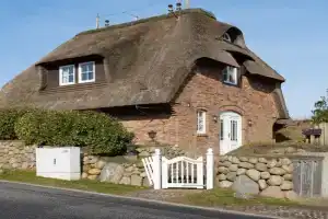Senenskiin Guest house, List