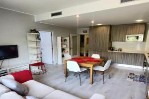 Fira Plaza España apartment, Barcelona