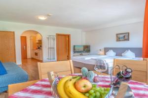Apartment in near Ski Lift, Neustift
