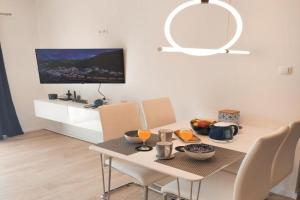 Brand New Apartment Sunny Blue 4 you, Supetar