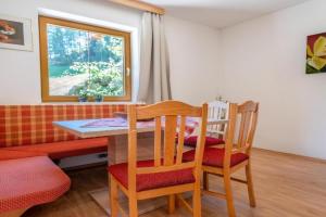 Apartment in near Ski Lift, Neustift