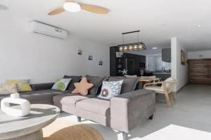 Elegant apartment in Trou-aux-Biches, 65 m², sea view, Trou aux Biches