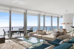 Zen Luxury Resort Ocean Front Penthouse, Hollywood