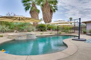 Near Golfing Oasis with Pool and Spa Guest house, Palm Desert