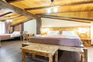Hotel Mansarda, Mestia