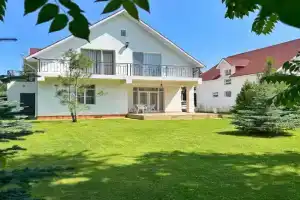 Kottedzh na beregu Issyk-Kulya Cottage, Kara-Oy