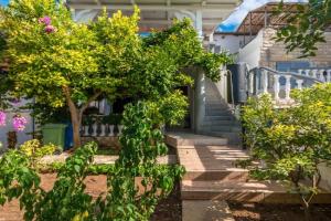 Cozy Apartment In With Wifi, Pakostane