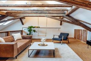 JAMA - Großes Design Apartment, Innenstadt, WLAN, Familie&Gruppen, Coburg