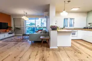 נופש ליד הים בת גלים Apartments, Haifa