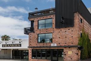 The Brick Boutique Hotel, Oceanside