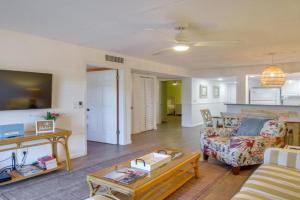 Beach Access, Pool and Hot Tub! St Augustine Condo! Apartments, Saint Augustine Beach