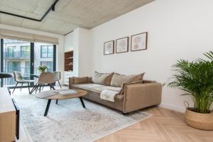 #stayhere - Elegant & Light 1BDR apartment Old Town, Vilnius