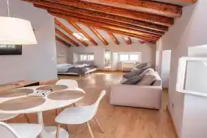 La Fermata del Viandante Apartments, Trieste