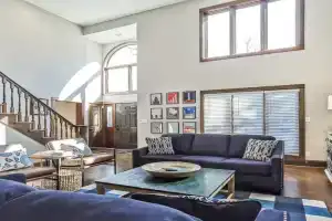 Stunning Plaza Home-Location Unbeatable-New Remodel Guest house, Kansas City