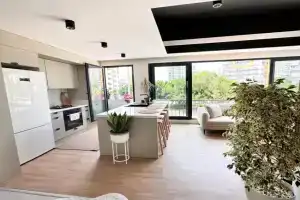 Marinaya 9 dakika 2 odalı tasarımlı merkezi konumda ev Apart-hotel, Mersin