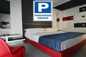 CHIC HOUSE - Design e Parking a 200m dai Sassi, Matera