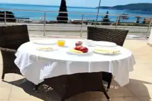 Seaview, just across the beach, Apartments, Rafailovici