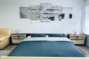 Chambre et SDD privées dans une maison partagée avec des résidents Guest house, Mons