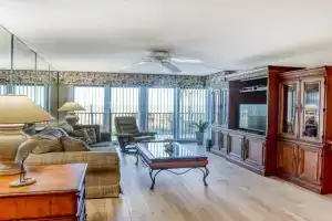 Landmark Towers 203 Guest house, Clearwater