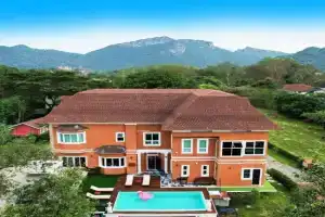 Chateau de Luxi Khao Yai - ชาโตว์ เดอ ลูซี่ Villa, Ban Mu Si