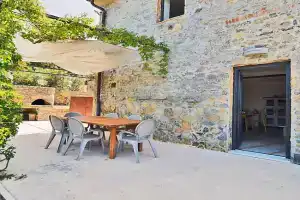 Casa Ginestra, Tellaro