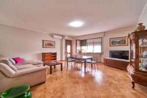 Tecla - 3 Bedrooms Apartment, Sirmione