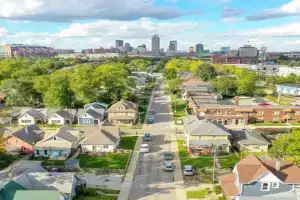 3 BR Cozy Home Near Indy Downtown , Foosball Table Guest house, Indianapolis