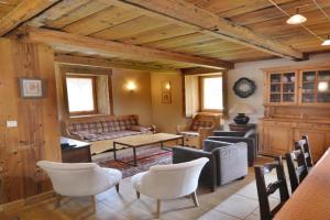 Chalet rénové 8 pers. proche centre et pistes avec parking - FR-1-684-22, Morzine