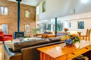 Less Than 1 Mi to Dtwn Creekside Home with Fire Pit Guest house, Frisco