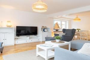 Deich- 65 qm Königsberger Allee 38 APPARTO Guest house, Gromitz