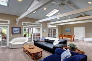 SEASIDE MANOR-THE HEART OF Villa, Seaside