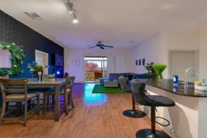 Central Stay - Walk to NRG Stadium, Relax by the Pool, and More! Apartments, Houston