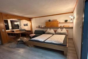Wellness-Apartment and Chill SPA im Zentrum mit Pool, Sauna und Netflix for free, Seefeld