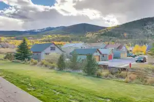 Walkable Condo Mtn Views and Shared Hot Tub! Apartments, Frisco