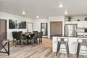 Spacious NEW 2 bed 2 bath apt by Downtown Apartments, Spokane