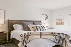 New 2 Bed 2 Bath Near Perry Dist and DT Apartments, Spokane