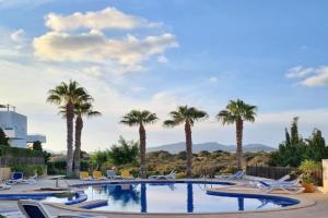Moderne Penthouse-Whg am Hafen von / WLAN, Klimaanlage, Pool, Cala d'Or