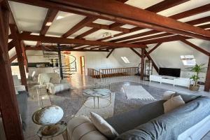 Schöne große Maisonettenwohnung in Apartments, Neuwied