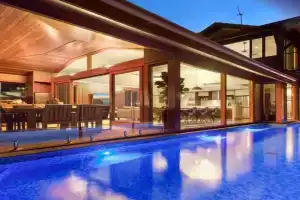 23 The Cove - Whitsunday Waterfront Living Guest house, Airlie Beach