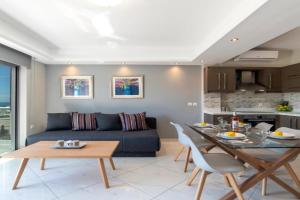 Sunshine Suite Family Apartments, Chania Town