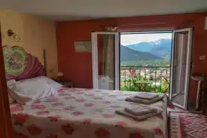 Η Φωλιτσα Guest house, Karpenision