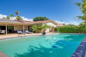 Bright Home with Pool about 2 Mi to Coachella Guest house, Indio