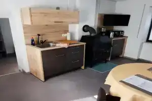 Hochwertiges Apartment mit 3 Räumen und Terrasse statt Hotelzimmer - Festung zu Ketghe, Nähe Koblenz, Neuwied